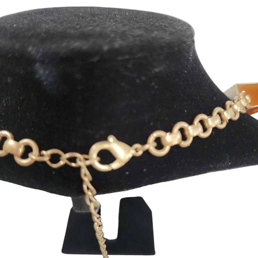Gold and Black Oval Pendant Necklace 21 Inch‎ Adjustable Chain Medallion